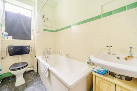 Studio for sale, Taymount Grange, Forest Hill, London