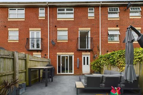 4 bedroom townhouse for sale, Cambrian Gardens, Marshfield, Cardiff. CF3