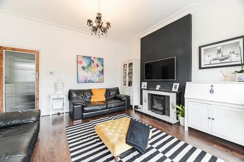 2 bedroom flat for sale, 30 Homefield Road, Wembley, London, HA0 2NJ