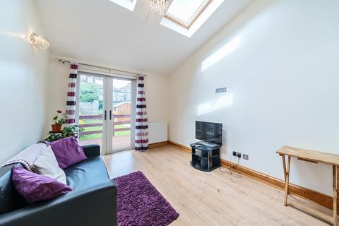 4 bedroom terraced house for sale, Mitcham, Merton CR4