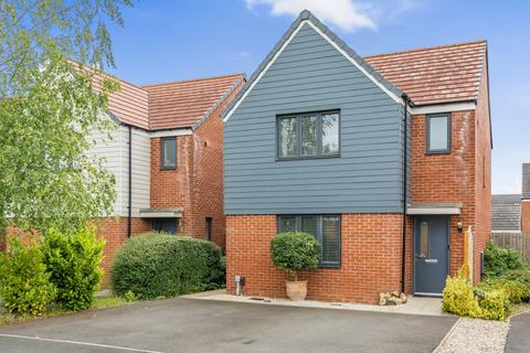 3 bedroom detached house for sale, Folkes Road, Wootton, Bedford