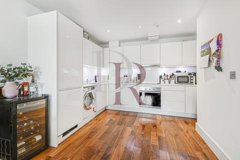 2 bedroom flat for sale, Flat 24, Grand Canal Apartments, 56 De Beauvoir Crescent, London, N1