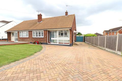 2 bedroom semi-detached bungalow for sale, Eastcheap, Rayleigh, SS6
