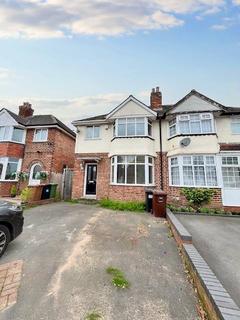 3 bedroom semi-detached house to rent, Lode Lane, Solihull B91