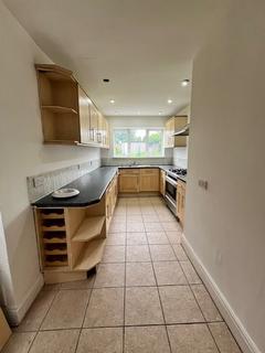 3 bedroom semi-detached house to rent, Lode Lane, Solihull B91