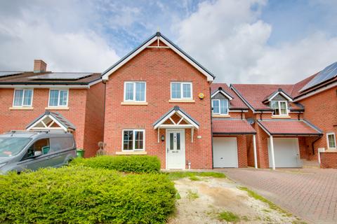 4 bedroom detached house for sale, HEDGE END! CHAIN FREE! POPULAR CUL-DE-SAC LOCATION!