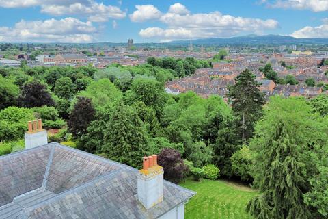 1 bedroom apartment for sale, 10 Lansdowne Crescent, Worcester WR3