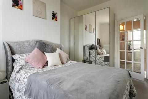 Flat 1, 10 Lansdowne Crescent, Worcester, WR3 8JE