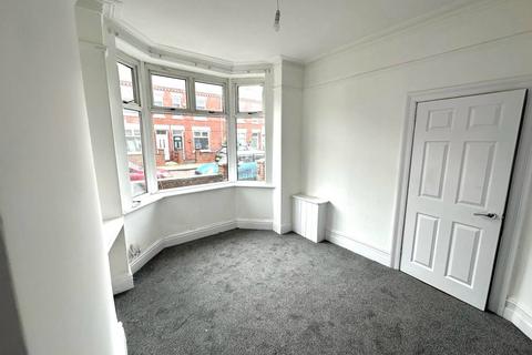 2 bedroom terraced house to rent, 14 Stanway Street, Stretford, M32 0JL