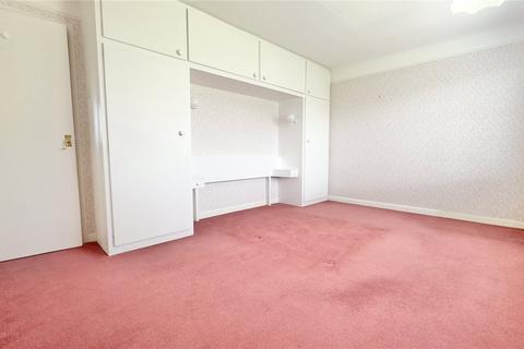 3 Linnets Way, Wirral, CH60 9JW