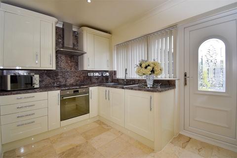 3 bedroom semi-detached house for sale, Knella Green, Welwyn Garden City AL7