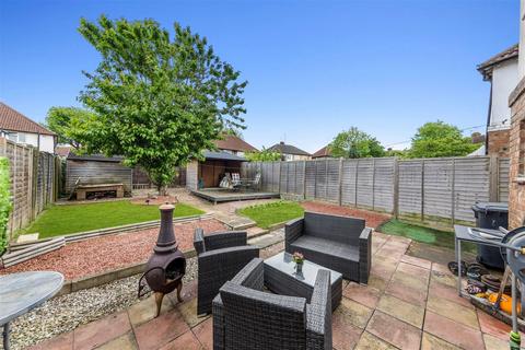 45 Walnut Crescent, Kettering, NN16 9PX