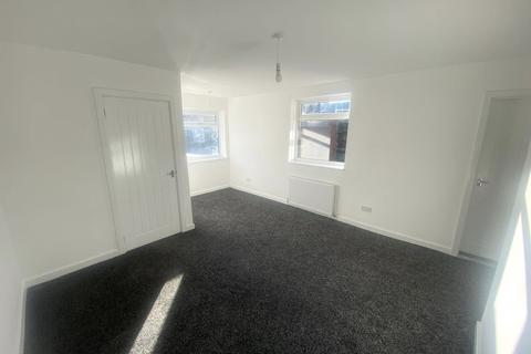 4 bedroom end of terrace house to rent, Kitchener Street, Sunderland, Tyne and Wear, SR4