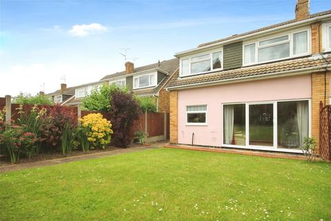 4 bedroom semi-detached house for sale, Tudor Walk, Wickford, Essex, SS12