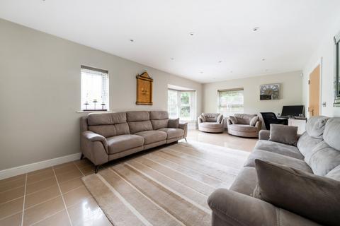 4 bedroom semi-detached house for sale, Cranwells Lane, Farnham Common, Buckinghamshire, SL2