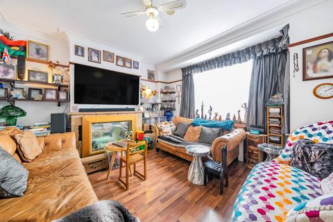 4 bedroom terraced house for sale, Thirsk Road, Mitcham, CR4