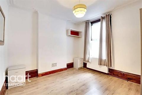 2 bedroom flat to rent, Howards Road - Plaistow - E13