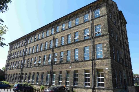 2 bedroom flat for sale, Balme Road, Cleckheaton, West Yorkshire. BD19 4DJ