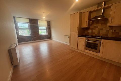 2 bedroom flat for sale, Balme Road, Cleckheaton, West Yorkshire. BD19 4DJ