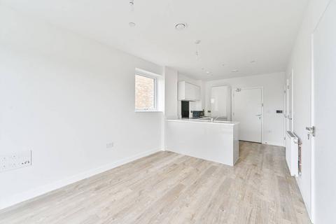 1 bedroom flat to rent, Vousden grove, Woolwich, London, SE28