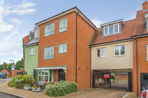 2 bedroom apartment for sale, Summerhouse Hill, Buckingham, Buckinghamshire, MK18