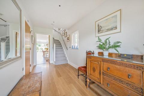 5 Bailes Place, Beckenham, BR3 1BZ