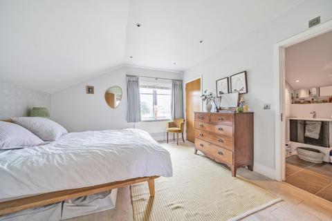 5 Bailes Place, Beckenham, BR3 1BZ