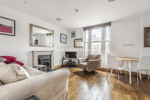 2 bedroom flat to rent, Ashley Road London N19