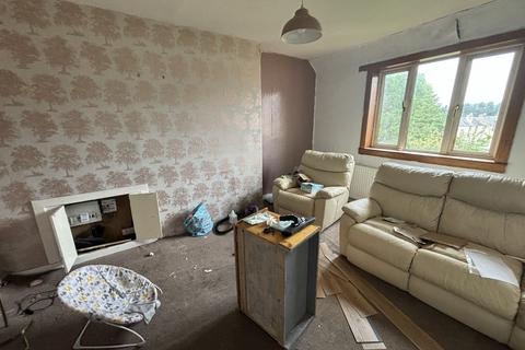 2 bedroom flat for sale, Hill View, Oakley, Dunfermline