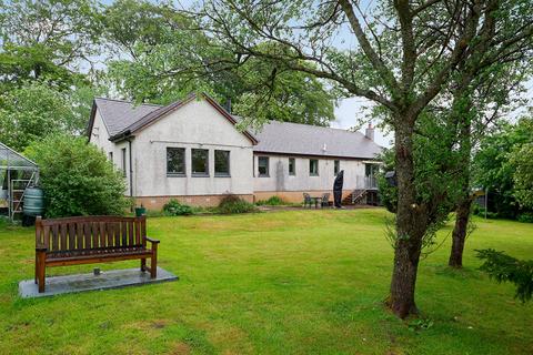 4 bedroom bungalow for sale, 19 Candymill Road, Biggar, ML12 6FJ