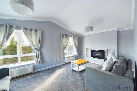 2 bedroom park home for sale, High Trees, Holloway Hill, Lyne, Surrey, KT16