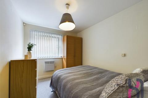 2 bedroom flat to rent, Leeds Street, Liverpool, L3