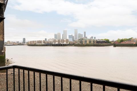 2 bedroom apartment for sale, Great Jubilee Wharf, Wapping Wall, London, E1W