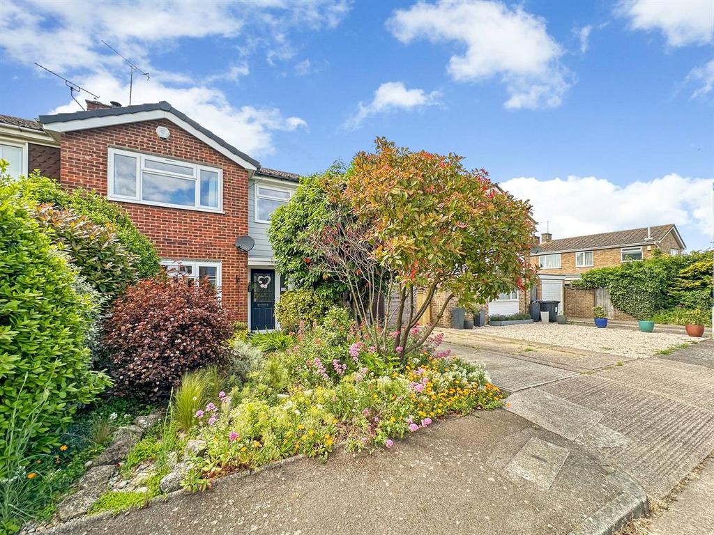 Beaumanor, Herne Bay 3 bed semidetached house for sale £365,000