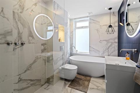 69 Kings Road, Kingston Upon Thames, KT2 5JB