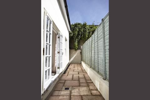 1 bedroom flat for sale, Lansdowne Place, Hove BN3