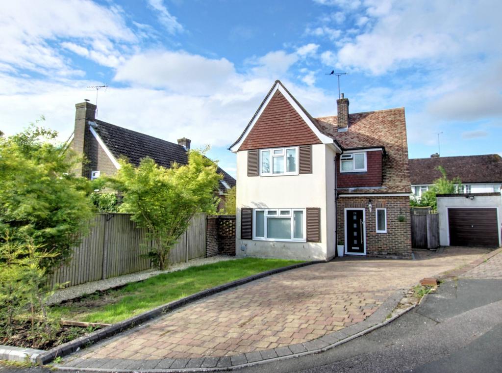 Turners Mill Road, Haywards Heath, RH16 3 bed detached house for sale