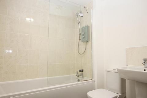 2 bedroom terraced house to rent, Vancouver Way, Peterborough PE2