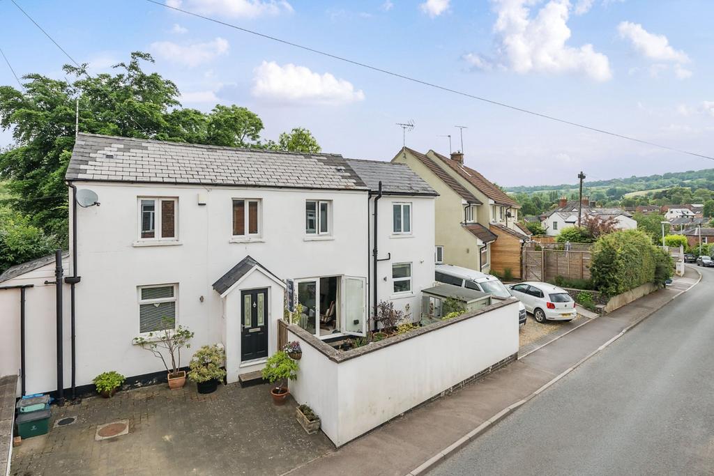 Ryeworth Road, Charlton Kings... 2 bed detached house for sale £425,000
