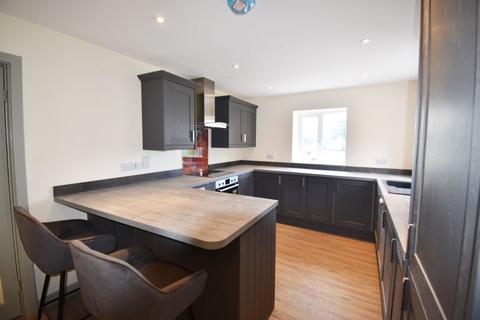 3 bedroom house to rent, North Road, Leominster
