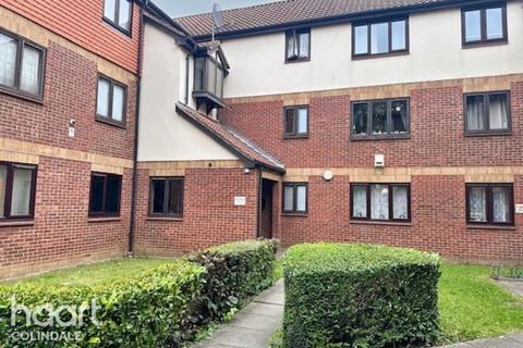 2 bedroom flat for sale, Fieldfare Court, Falcon Way, NW9