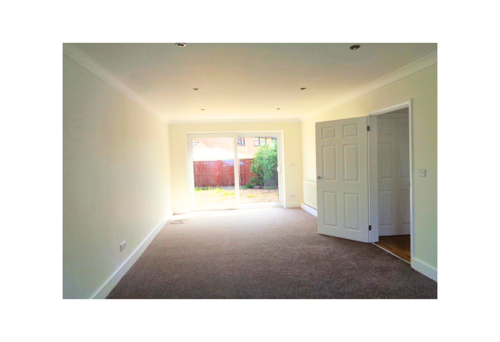Basingstoke, Basingstoke RG22 4 bed detached house to rent £1,900 pcm (£438 pw)