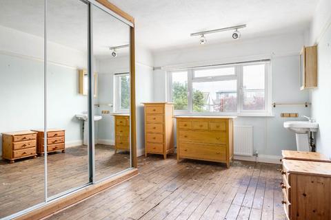 22 Craneford Way, Twickenham, TW2 7SE
