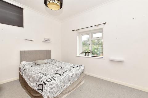 2 bedroom ground floor flat for sale, Station Approach, Staplehurst, Kent