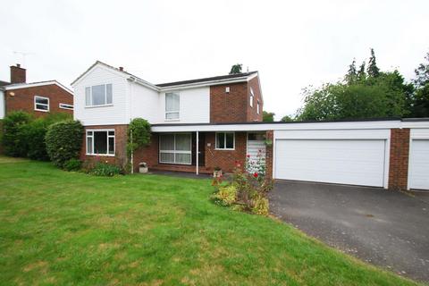 4 bedroom detached house for sale, Seagrave Road, Beaconsfield, HP9