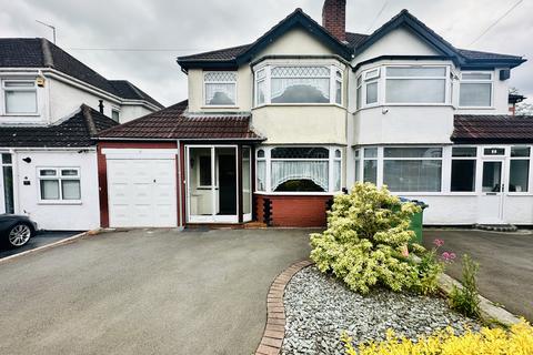 3 bedroom terraced house to rent, Forest Road,  Oldbury, B68