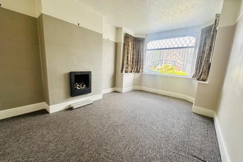 3 bedroom terraced house to rent, Forest Road,  Oldbury, B68
