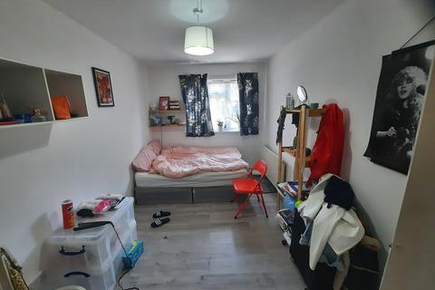 3 bedroom apartment to rent, Southwell Road, Camberwell, London, SE5