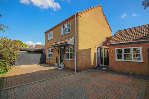 4 bedroom detached house for sale, Shouldham Close, Dersingham, King's Lynn, PE31