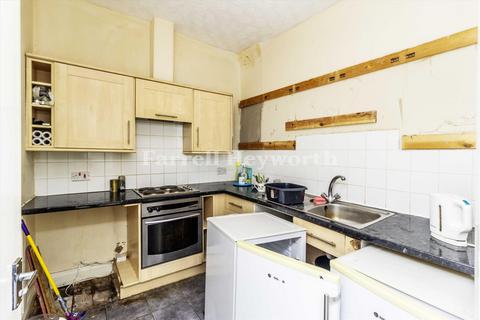 2 bedroom flat for sale, Marine Road West, Morecambe LA3